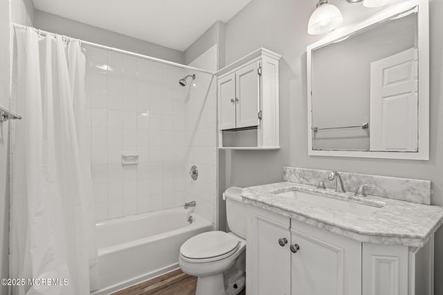 7 Linden Avenue, West Long Branch, NJ 07764