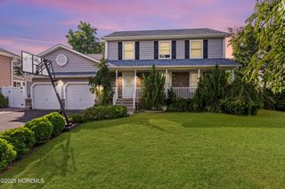 7 Linden Avenue, West Long Branch, NJ 07764