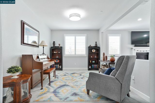 449 Avondale Ct, Brentwood, CA 94513