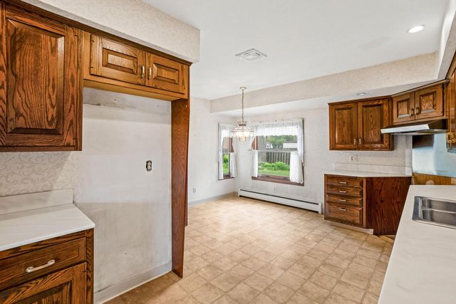 1613 September DRIVE, Racine, WI 53402