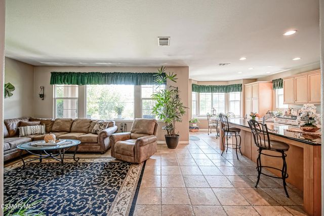 3416 Sweetgrass Avenue, Simi Valley, CA 93065