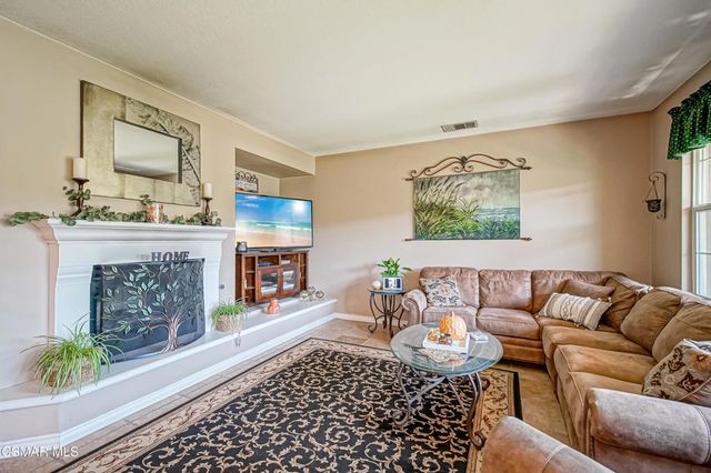 3416 Sweetgrass Avenue, Simi Valley, CA 93065