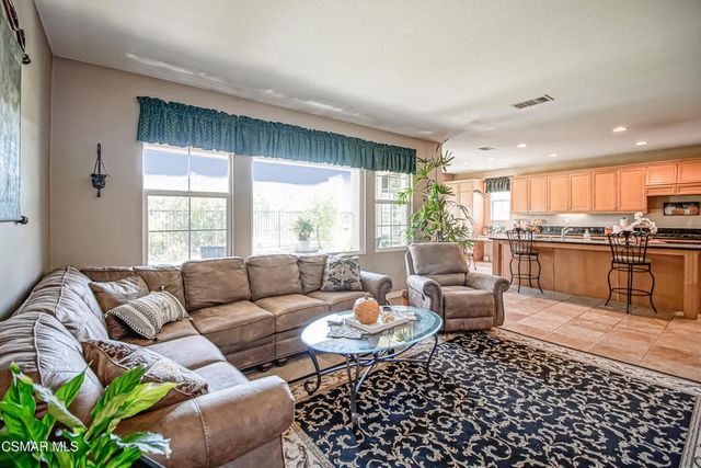 3416 Sweetgrass Avenue, Simi Valley, CA 93065