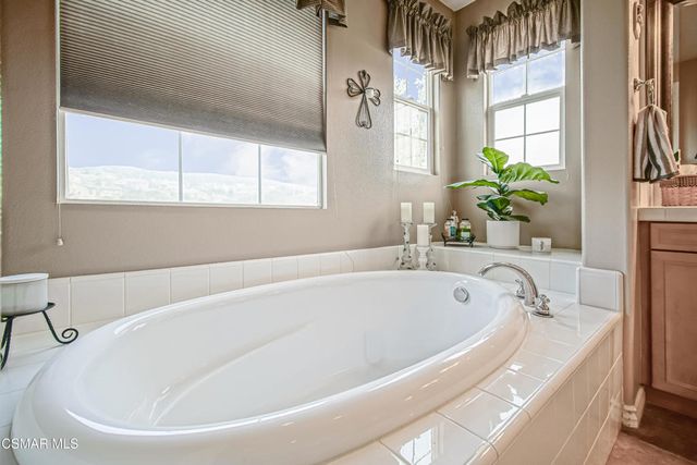 3416 Sweetgrass Avenue, Simi Valley, CA 93065