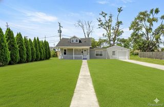 1138 Mckinley Street, Wyandotte, MI 48192