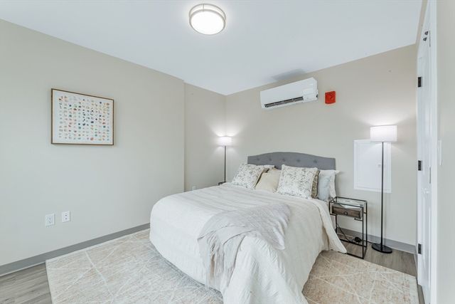 375 Cummins Highway 201, Boston, MA 02131