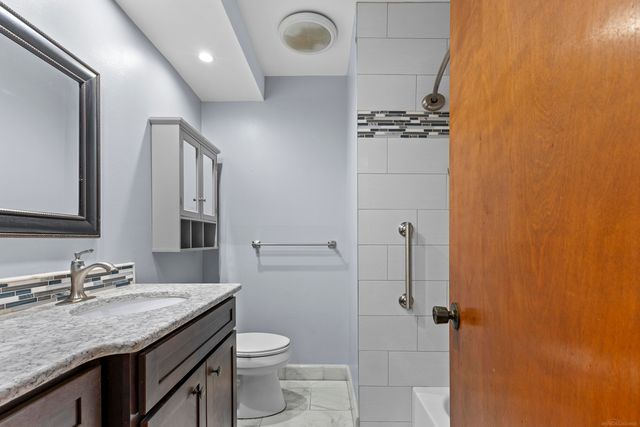 39520 Venetian Drive, Harrison Twp, MI 48045