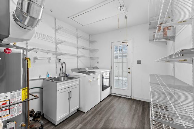 39520 Venetian Drive, Harrison Twp, MI 48045