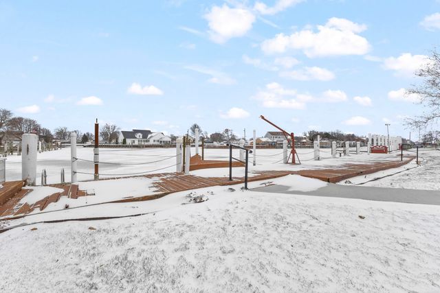 39520 Venetian Drive, Harrison Twp, MI 48045