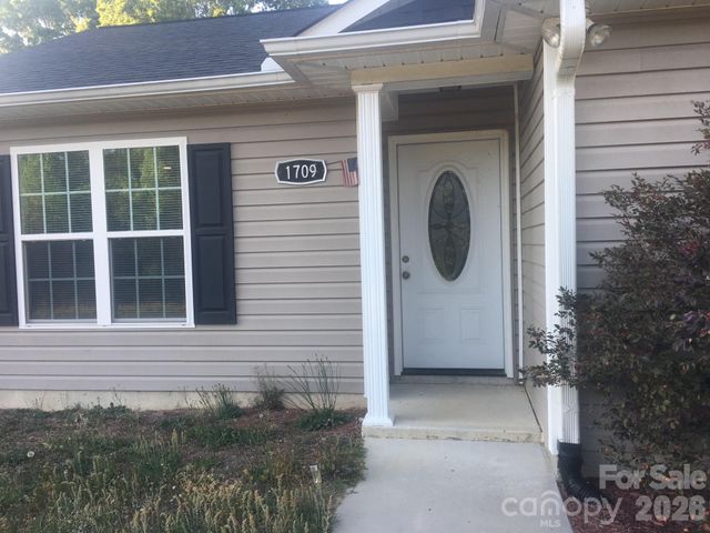 1709 Brookhill Lane, Lancaster, SC 29720