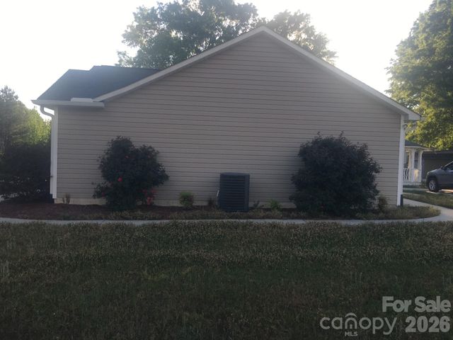 1709 Brookhill Lane, Lancaster, SC 29720