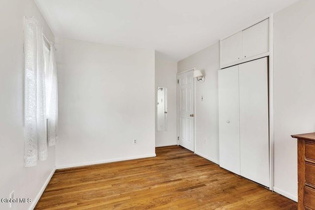 33 Acorn Ave., Clifton Park, NY 12065