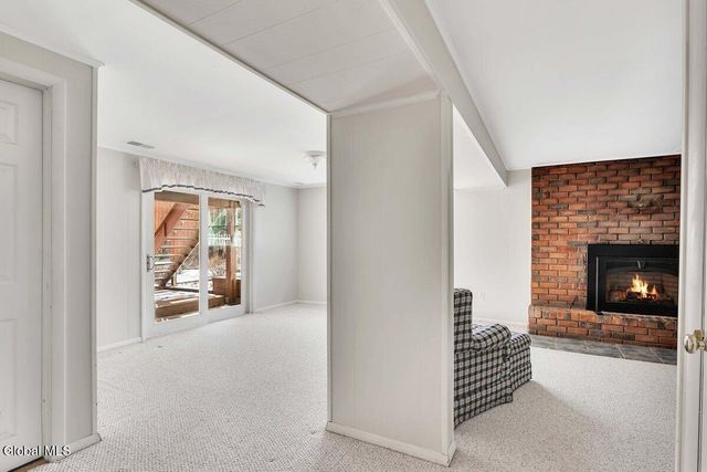 33 Acorn Ave., Clifton Park, NY 12065