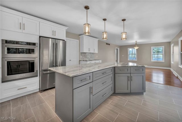 34600 Mcafee Drive, Solon, OH 44139