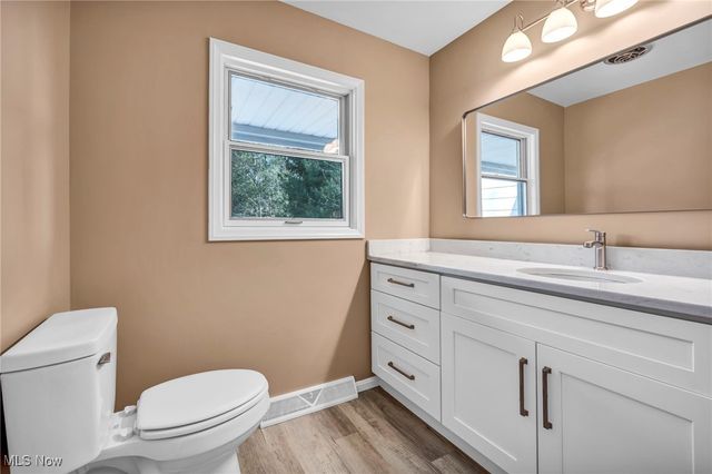 34600 Mcafee Drive, Solon, OH 44139