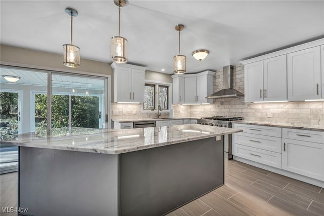 34600 Mcafee Drive, Solon, OH 44139