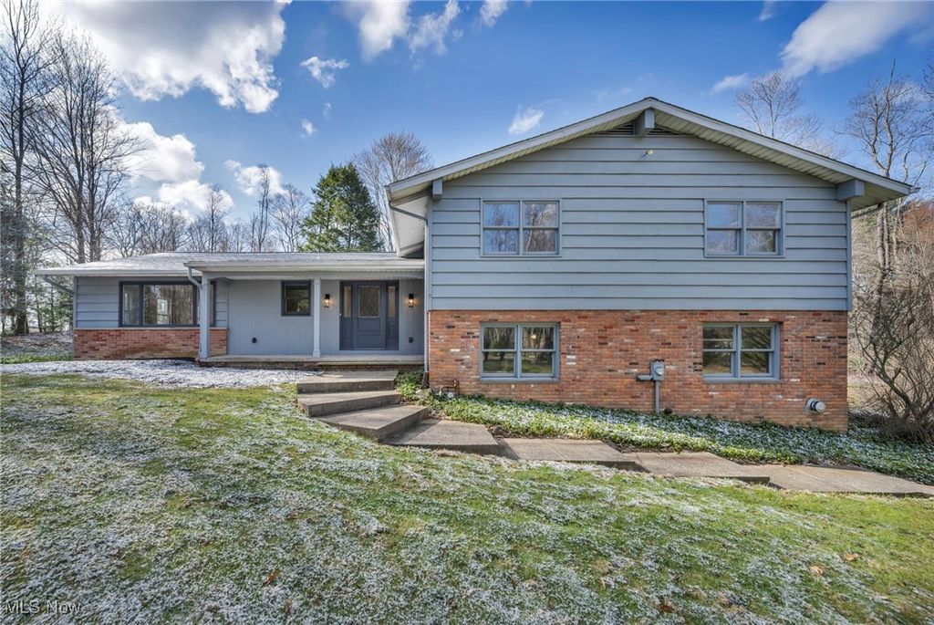 34600 Mcafee Drive, Solon, OH 44139