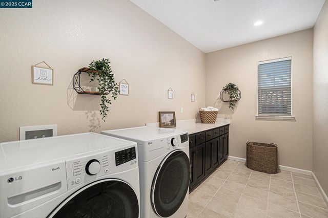 208 Littleton St, Oakley, CA 94561