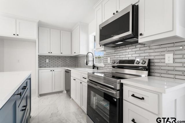 1608 Austin Dr, Tyler, TX 75701