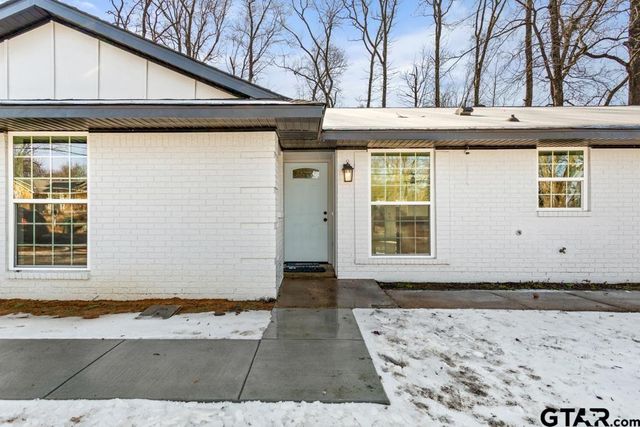 1608 Austin Dr, Tyler, TX 75701