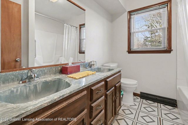 6253 Hilliard Road, Lansing, MI 48911