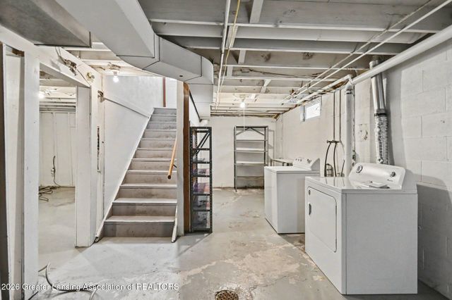 6253 Hilliard Road, Lansing, MI 48911