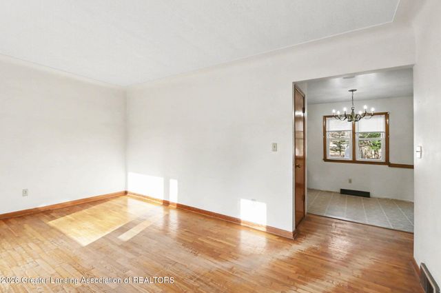 6253 Hilliard Road, Lansing, MI 48911