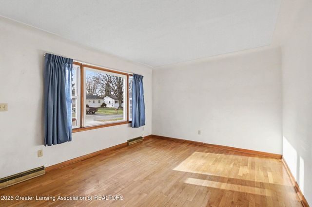 6253 Hilliard Road, Lansing, MI 48911