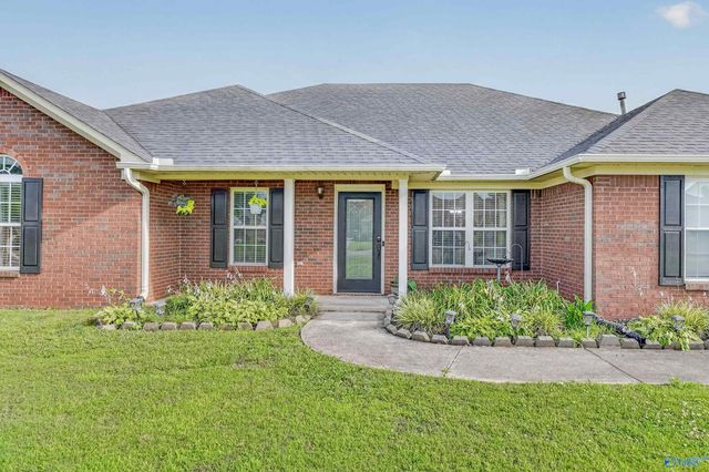 106 Stadia Circle, Harvest, AL 35749