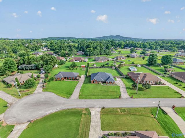 106 Stadia Circle, Harvest, AL 35749