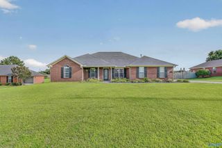 106 Stadia Circle, Harvest, AL 35749