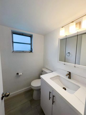 3777 NW 78TH Avenue 46E, Davie, FL 33024