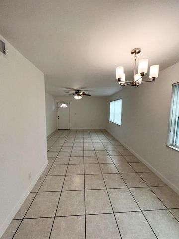 3777 NW 78TH Avenue 46E, Davie, FL 33024