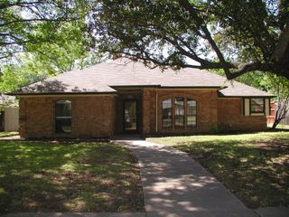 908 Spring Brook Drive, Allen, TX 75002