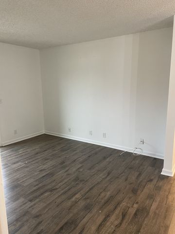 515 Basswood Ave Apt C39, Nashville, TN 37209