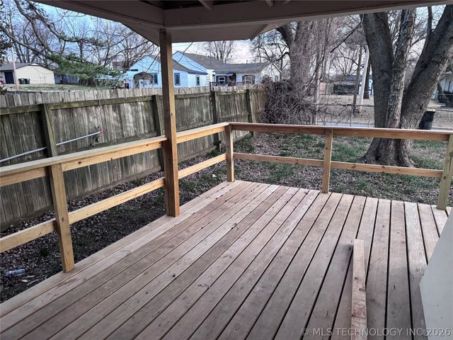 213 W Pine Street, Coweta, OK 74429