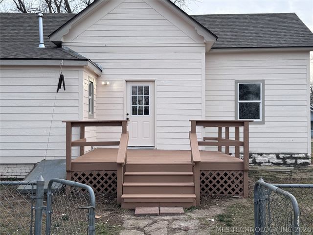 213 W Pine Street, Coweta, OK 74429