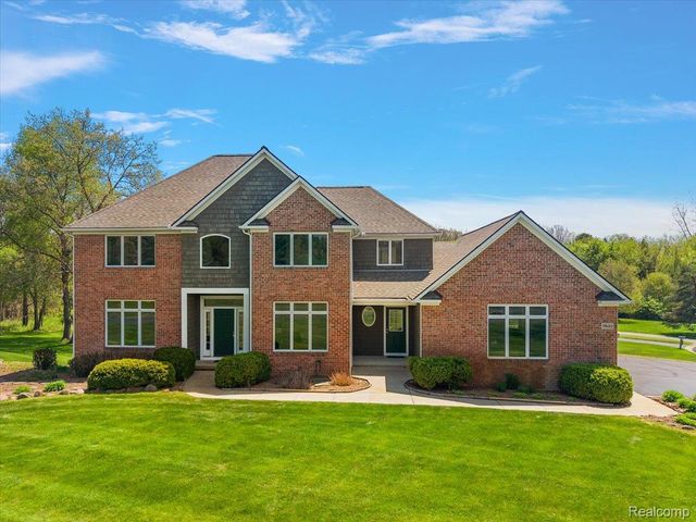 7633 Blue Gentian Court, Webster Township, MI 48130