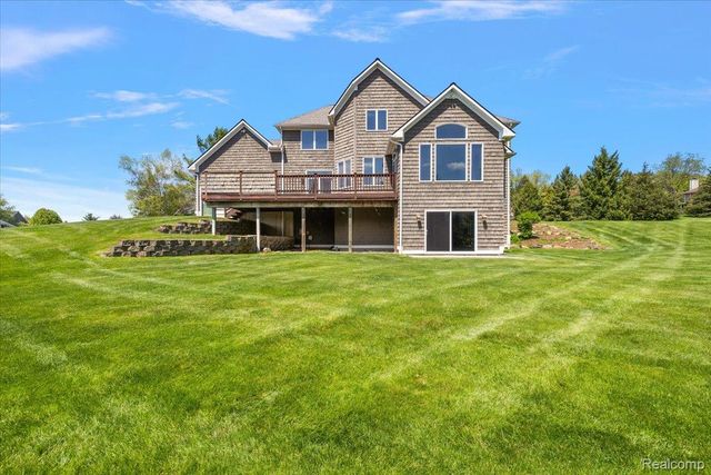 7633 Blue Gentian Court, Webster Township, MI 48130