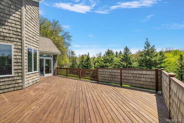 7633 Blue Gentian Court, Webster Township, MI 48130