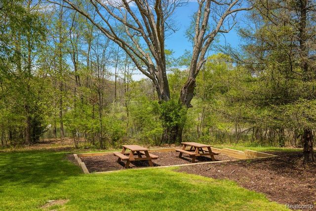 7633 Blue Gentian Court, Webster Township, MI 48130