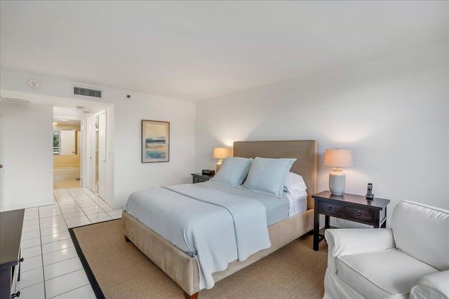 4201 N Ocean Boulevard 203, Boca Raton, FL 33431