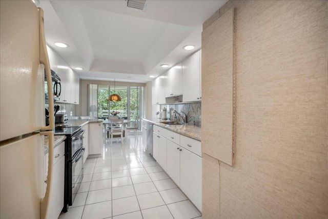 4201 N Ocean Boulevard 203, Boca Raton, FL 33431