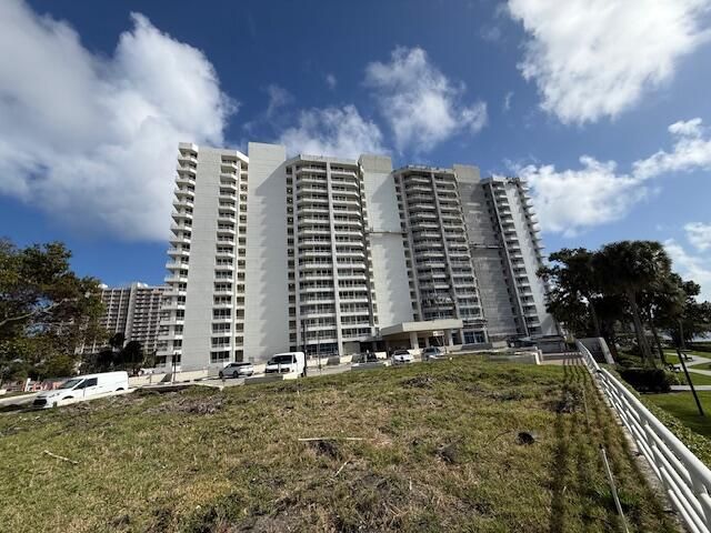 4201 N Ocean Boulevard 203, Boca Raton, FL 33431