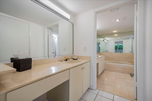 4201 N Ocean Boulevard 203, Boca Raton, FL 33431