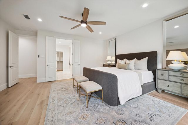 5665 Pine Forest Road, Houston, TX 77056