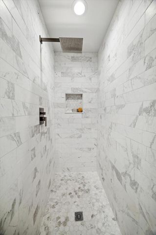 5665 Pine Forest Road, Houston, TX 77056