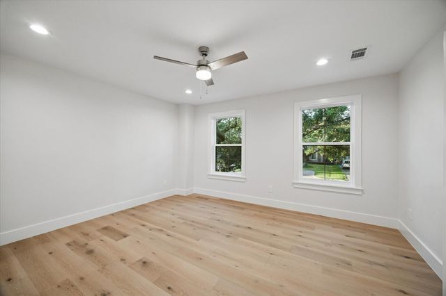 5665 Pine Forest Road, Houston, TX 77056