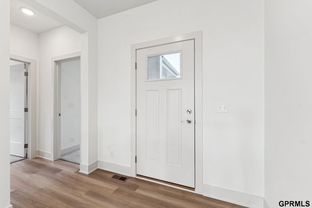 20605 Woodridge Drive, Gretna, NE 68028