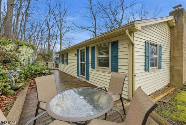 12 Cliffside Ter, Vernon Twp., NJ 07461